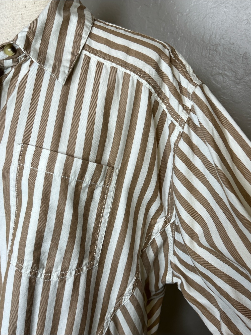 FREE PEOPLE Women’s Size S Striped Bailey Ruffle Hem Button-Up Cropped Shirt - Picture 8 of 16
